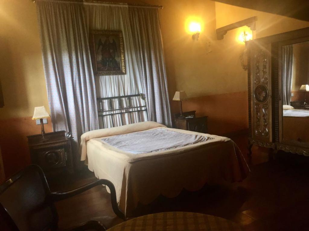 El Ama De Llaves Guest House Hontoria Екстериор снимка